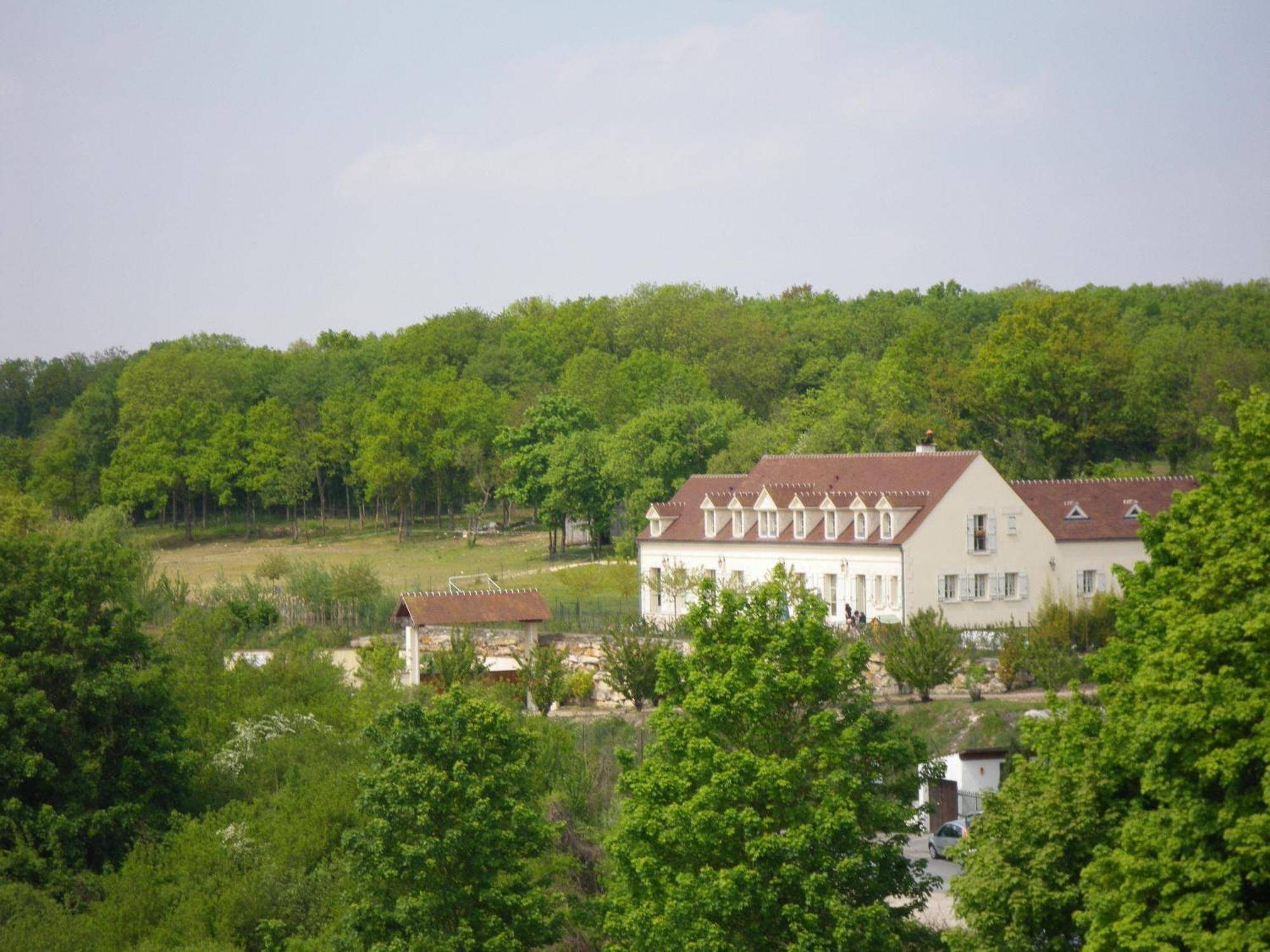 Ferme De La Canardiere Шантили Екстериор снимка
