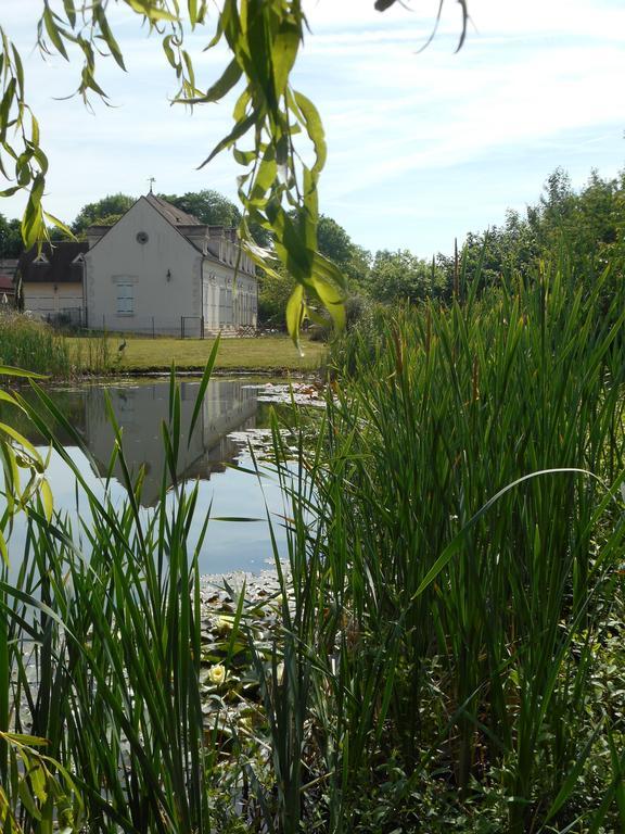 Ferme De La Canardiere Шантили Екстериор снимка